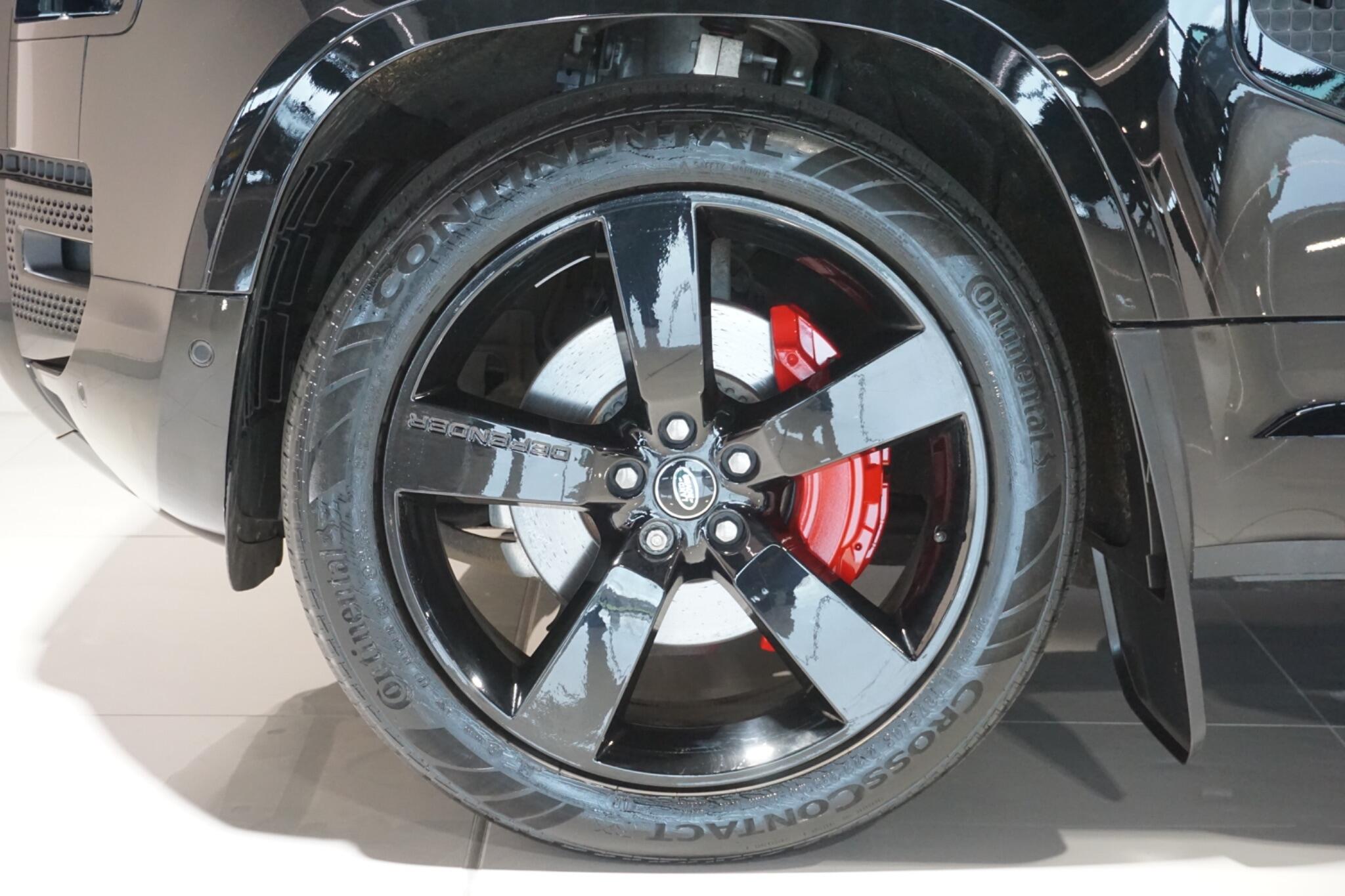 Land Rover Defender 110 3.0 D350 MHEV X-Dynamic HSE SUV 5dr Diesel Auto 4WD Euro 6 (s/s) (350 ps)